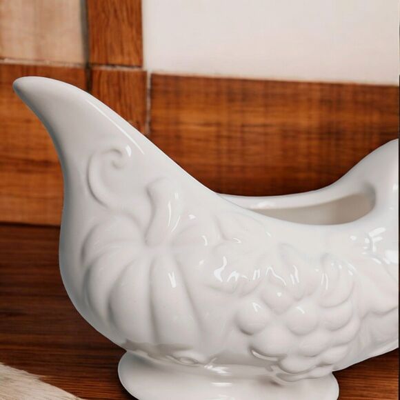Tabletops Unlimited Nature China Sauce Gravy Boat Embossed Fruit White - Picture 10 of 12
